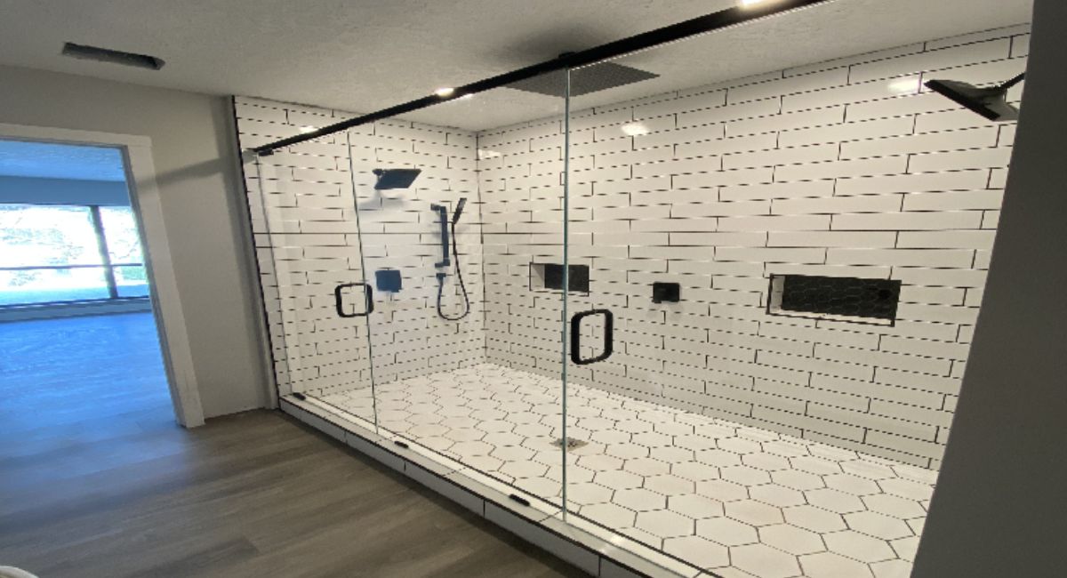 shower doors in South Florida