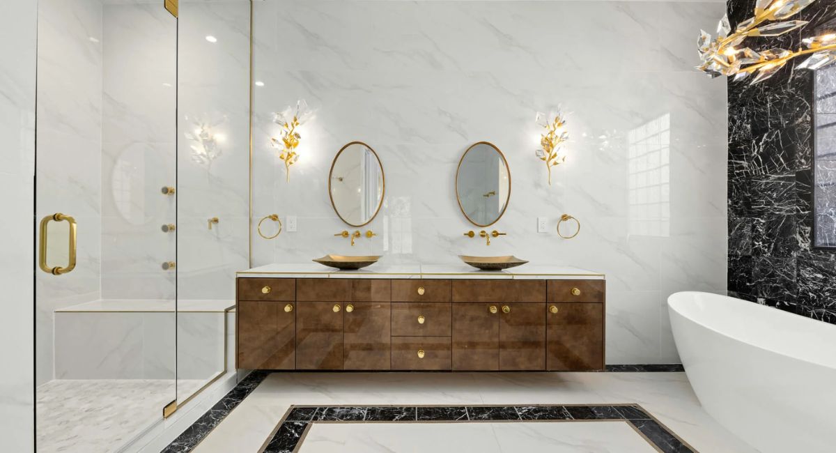 Carrara and Calacatta marble