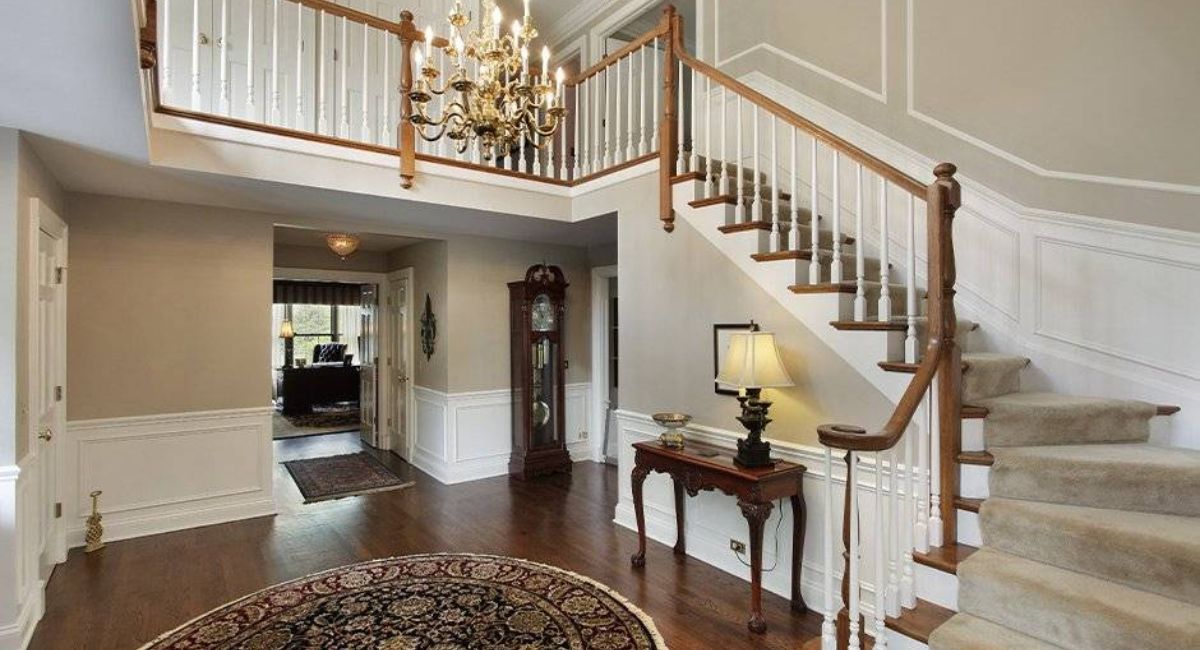staircase sidewall design